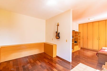 Apartamento à venda com 162m², 4 quartos e 2 vagas