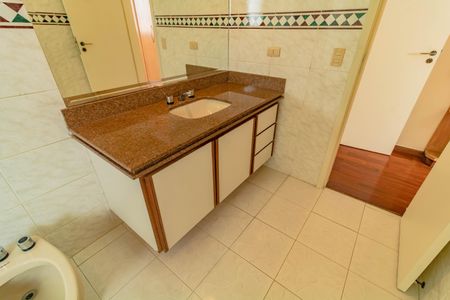 Apartamento à venda com 162m², 4 quartos e 2 vagas