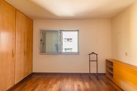 Apartamento à venda com 162m², 4 quartos e 2 vagas