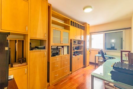 Apartamento à venda com 162m², 4 quartos e 2 vagas