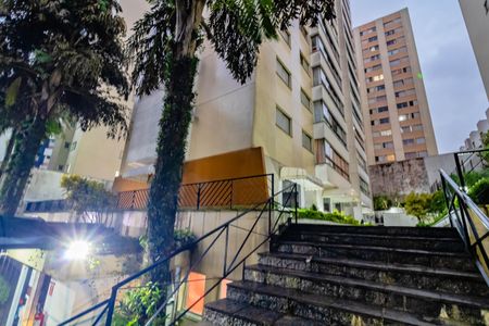 Apartamento à venda com 162m², 4 quartos e 2 vagas
