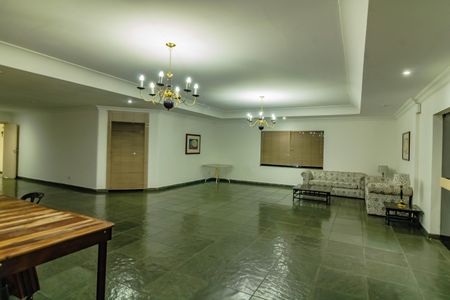 Apartamento à venda com 162m², 4 quartos e 2 vagas