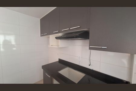 Apartamento para alugar com 2 quartos, 40m² em Parque Santa Rosa, Suzano