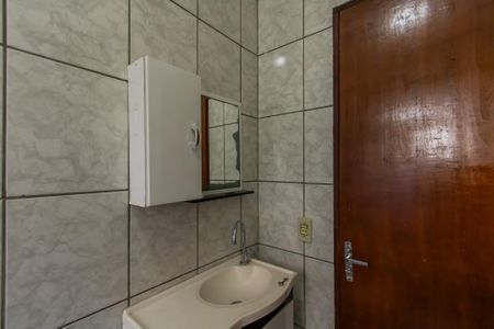 Casa para alugar com 70m², 2 quartos e sem vagaBanheiro