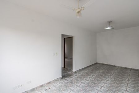 Sala de casa para alugar com 2 quartos, 70m² em Vila Paranagua, São Paulo