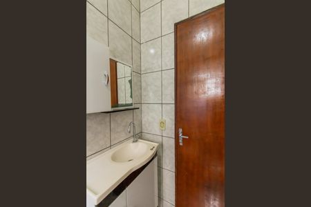 Casa para alugar com 70m², 2 quartos e sem vagaBanheiro