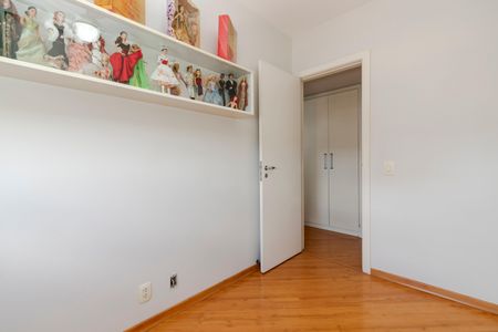 Apartamento à venda com 117m², 3 quartos e 3 vagasQuarto