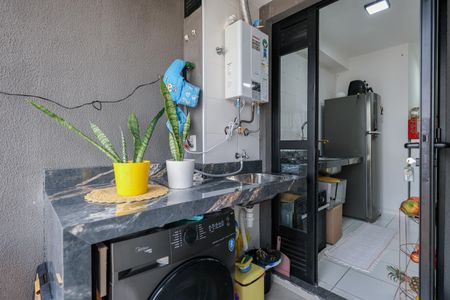 Apartamento à venda com 45m², 2 quartos e 1 vaga Apartamento à venda com 45m², 2 quartos e 1 vagaÁrea de Serviço