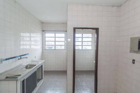 Apartamento para alugar com 127m², 3 quartos e sem vaga Apartamento para alugar com 127m², 3 quartos e sem vagaCozinha e Área de Serviço