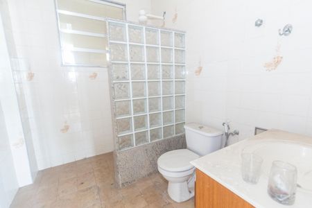 Apartamento para alugar com 127m², 3 quartos e sem vaga Apartamento para alugar com 127m², 3 quartos e sem vagaBanheiro da Suíte