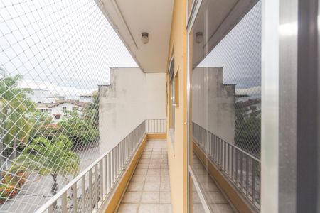Apartamento para alugar com 127m², 3 quartos e sem vaga Apartamento para alugar com 127m², 3 quartos e sem vagaSala