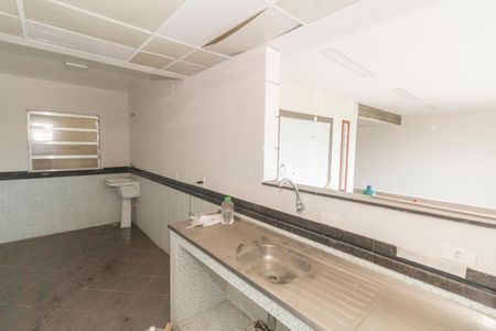 Apartamento para alugar com 127m², 2 quartos e 1 vaga Apartamento para alugar com 127m², 2 quartos e 1 vagaCozinha e Área de Serviço