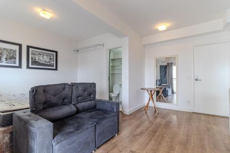 Sala de kitnet/studio para alugar com 1 quarto, 40m² em Centro Histórico de São Paulo, São Paulo