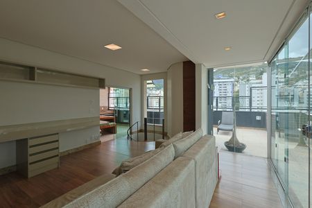 Apartamento para alugar com 186m², 3 quartos e 2 vagas Apartamento para alugar com 186m², 3 quartos e 2 vagasSala 2