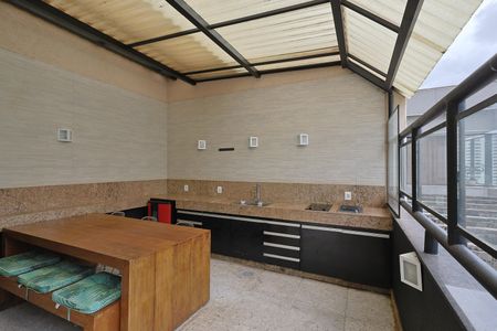 Apartamento para alugar com 186m², 3 quartos e 2 vagas Apartamento para alugar com 186m², 3 quartos e 2 vagasCobertura