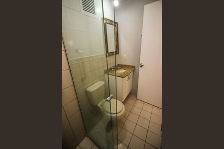 Apartamento à venda com 61m², 2 quartos e 1 vagaBanheiro Social