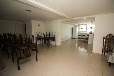 Apartamento à venda com 61m², 2 quartos e 1 vagaÁrea comum - Salão de festas