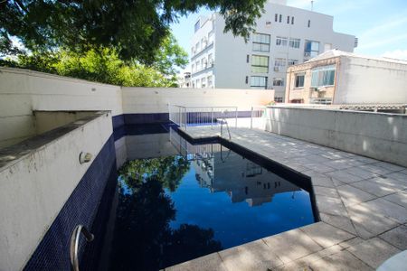 Apartamento à venda com 61m², 2 quartos e 1 vagaÁrea comum - Piscina
