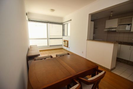 Sala de apartamento à venda com 2 quartos, 61m² em Azenha, Porto Alegre