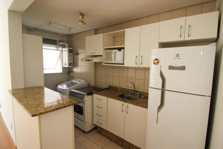 Apartamento à venda com 61m², 2 quartos e 1 vagaCozinha e Área de Serviço