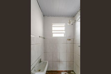 Banheiro de casa à venda com 1 quarto, 129m² em Vila Arapua, São Paulo