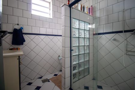 Casa para alugar com 242m², 4 quartos e 3 vagasBanheiro