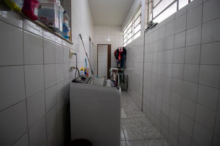 Casa para alugar com 242m², 4 quartos e 3 vagasÁrea de Serviço