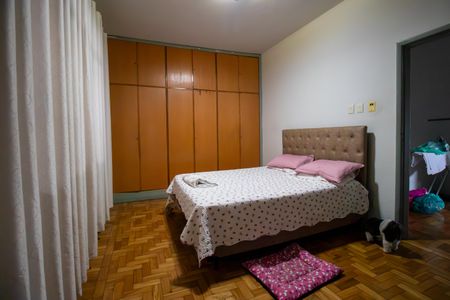 Casa para alugar com 242m², 4 quartos e 3 vagasSuíte