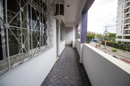 Casa para alugar com 242m², 4 quartos e 3 vagasVaranda