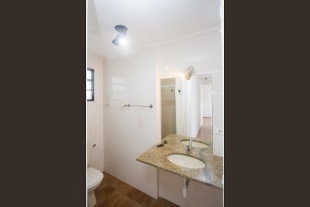 Apartamento para alugar com 67m², 2 quartos e 1 vaga