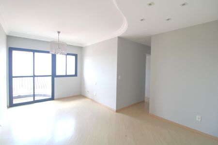 Sala de apartamento à venda com 3 quartos, 70m² em Jardim Itapeva, São Paulo