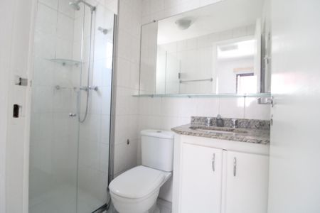 Apartamento à venda com 70m², 3 quartos e 1 vagaBanheiro da suíte