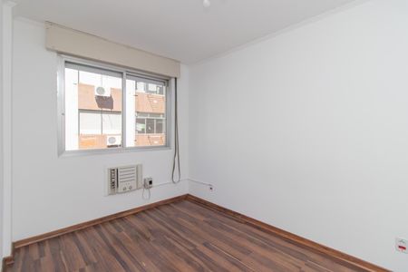 Quarto de apartamento para alugar com 1 quarto, 50m² em Azenha, Porto Alegre