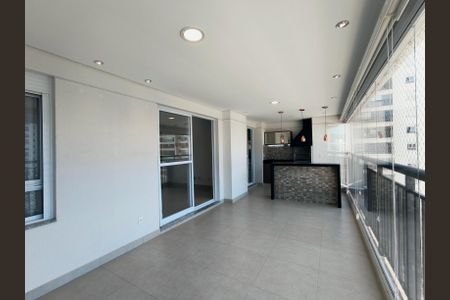 Apartamento à venda com 166m², 3 quartos e 3 vagasVaranda