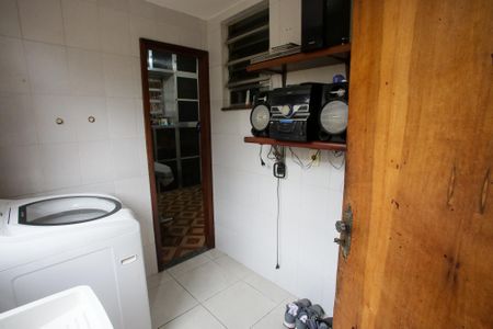 Casa à venda com 440m², 6 quartos e 4 vagasÁrea de Serviço