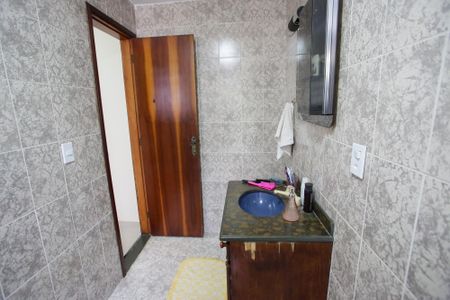 Casa à venda com 440m², 6 quartos e 4 vagasBanheiro do Quarto Suíte 2