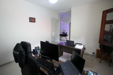 Casa à venda com 440m², 6 quartos e 4 vagasQuarto 5