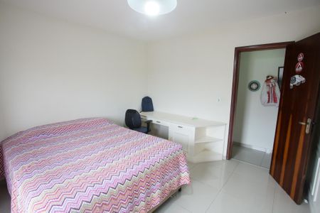 Casa à venda com 440m², 6 quartos e 4 vagasQuarto Suíte 2