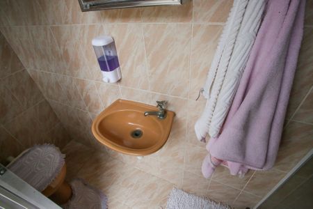 Casa à venda com 440m², 6 quartos e 4 vagasBanheiro da Piscina