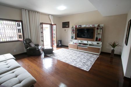 Casa à venda com 440m², 6 quartos e 4 vagasSala de Estar