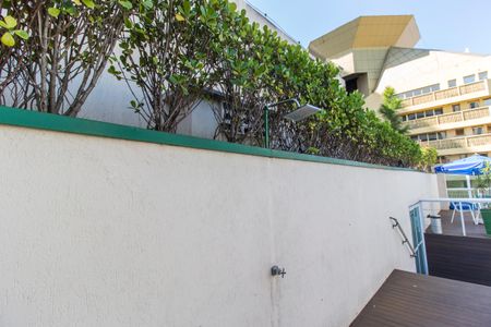 Apartamento à venda com 57m², 1 quarto e 1 vagaPiscina