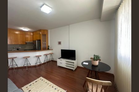 Apartamento para alugar com 57m², 1 quarto e 1 vagaSala