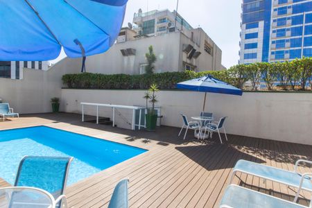 Apartamento à venda com 57m², 1 quarto e 1 vagaPiscina