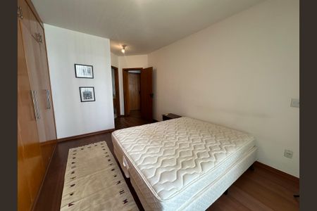Apartamento para alugar com 57m², 1 quarto e 1 vagaQuarto
