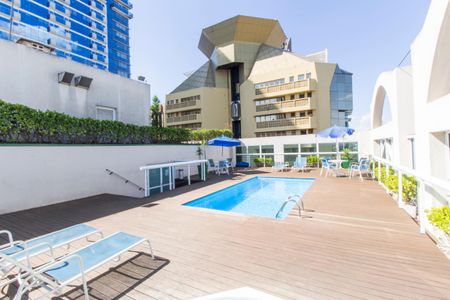 Apartamento à venda com 57m², 1 quarto e 1 vagaPiscina