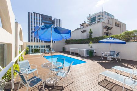 Apartamento à venda com 57m², 1 quarto e 1 vagaPiscina