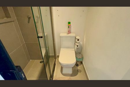 Studio para alugar com 20m², 1 quarto e sem vaga Studio para alugar com 20m², 1 quarto e sem vagaBanheiro