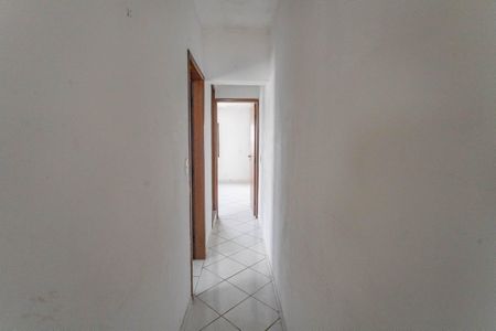 Corredor  de casa para alugar com 2 quartos, 50m² em Canhema, Diadema