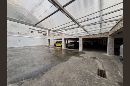 Apartamento à venda com 140m², 2 quartos e 1 vaga