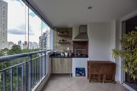 Apartamento à venda com 74m², 2 quartos e 2 vagasVaranda